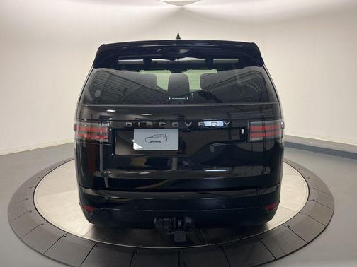 2026 Land Rover Discovery Dynamic SE