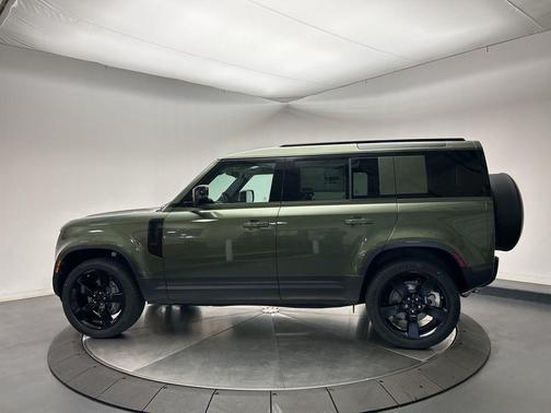 2026 Land Rover Defender