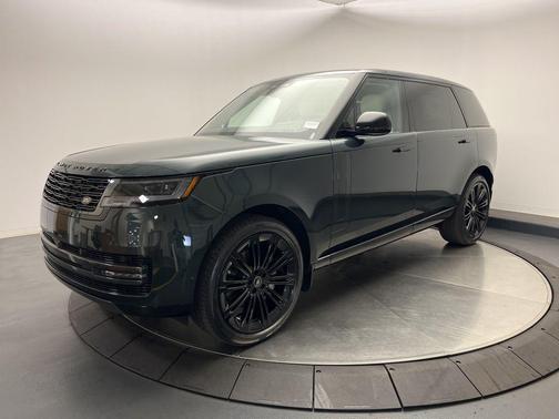 2025 Land Rover Range Rover P400 SE 7 Seat