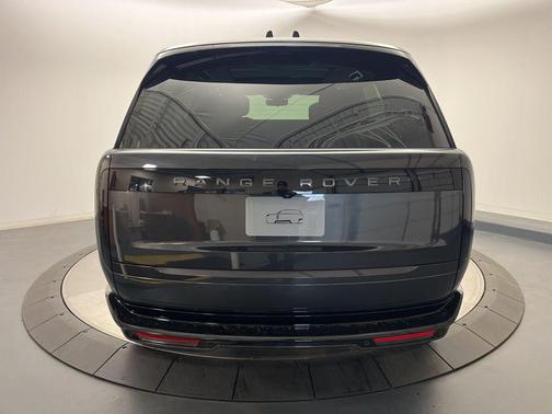 2026 Land Rover Range Rover Autobiography