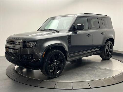2023 Land Rover Defender 110 X-Dynamic SE