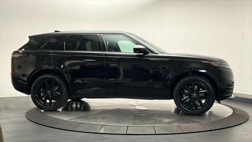 2026 Land Rover Range Rover Velar P250 SE R-Dynamic