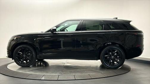 2026 Land Rover Range Rover Velar P250 SE R-Dynamic