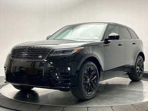 2026 Land Rover Range Rover Velar P250 SE R-Dynamic