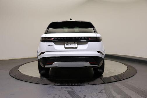 2026 Land Rover Range Rover Velar P250 SE R-Dynamic