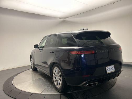 2023 Land Rover Range Rover Sport SE