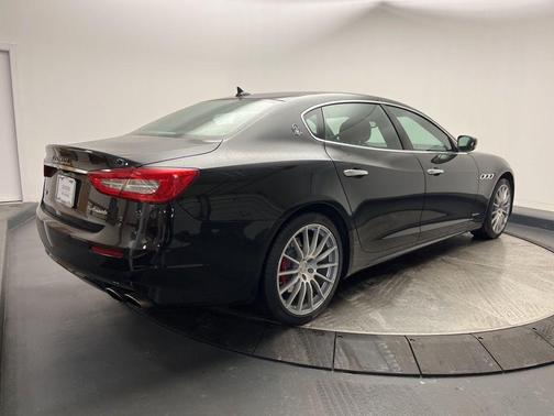 2018 Maserati Quattroporte S Q4 GranLusso