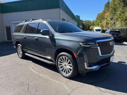2022 Cadillac Escalade ESV Premium Luxury