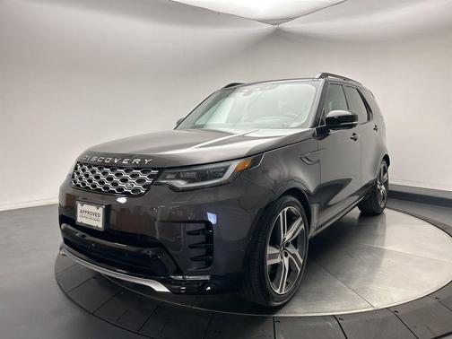 2023 Land Rover Discovery P360 Metropolitan Edition