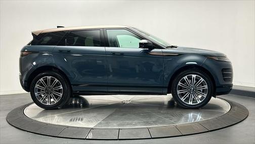 2024 Land Rover Range Rover Evoque Dynamic SE