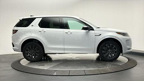 2025 Land Rover Discovery Sport S