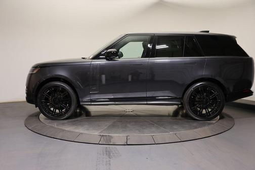 2026 Land Rover Range Rover P400 SE