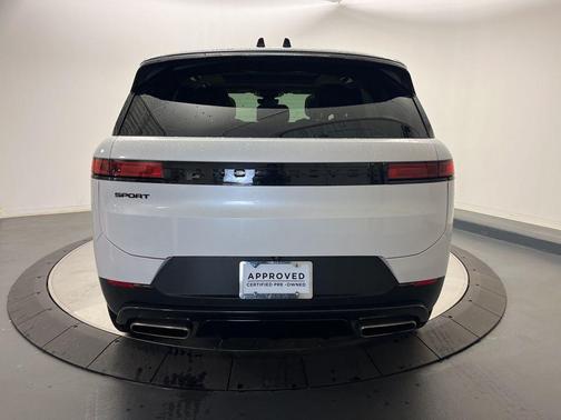 2024 Land Rover Range Rover Sport SE