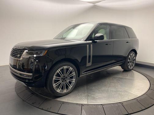 2026 Land Rover Range Rover SE