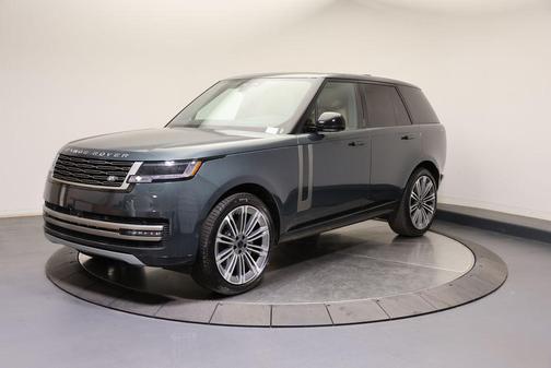 Belgravia Green Metallic 2026 Land Rover Range Rover P400 SE
