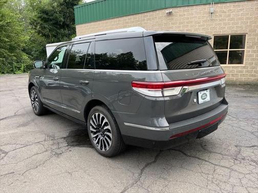 2022 Lincoln Navigator Black Label