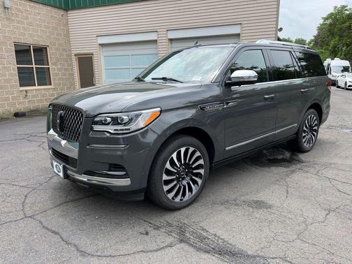 2022 Lincoln Navigator Black Label