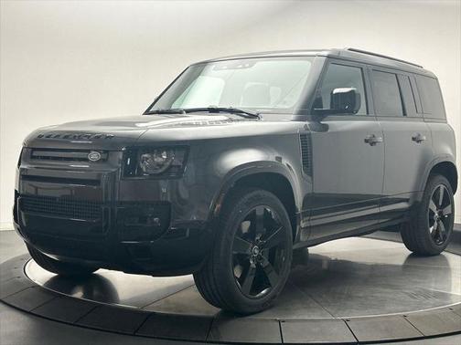 2025 Land Rover Defender 110 P400 X-Dynamic SE
