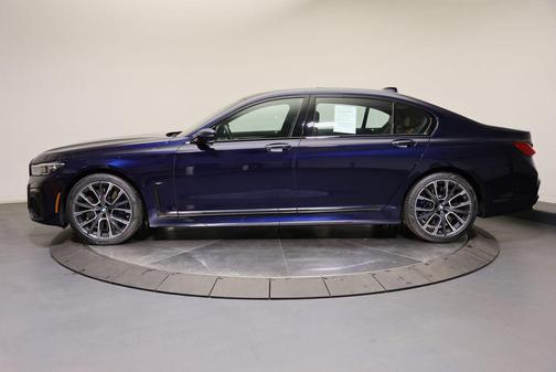 Tanzanite Blue II Metallic 2022 BMW 750 i xDrive