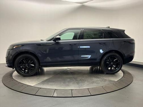 2026 Land Rover Range Rover Velar P250 SE R-Dynamic