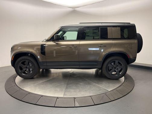 2026 Land Rover Defender