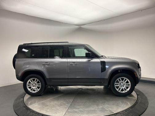 2023 Land Rover Defender 110 S