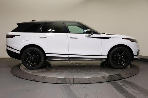 2025 Land Rover Range Rover Velar P250 SE R-Dynamic