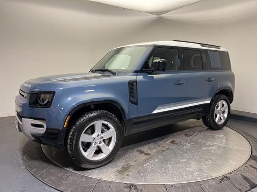 2025 Land Rover Defender 110 P400 S