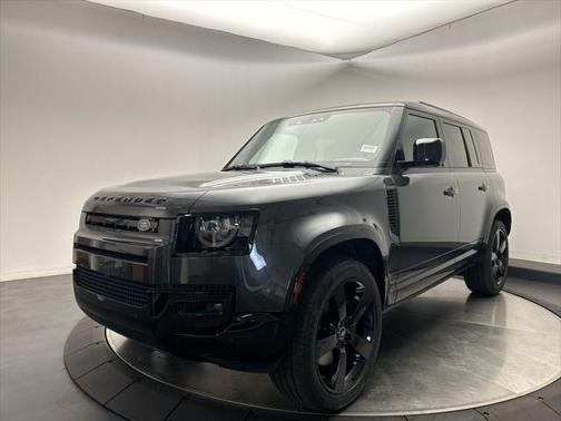 2025 Land Rover Defender 110 P400 X-Dynamic SE
