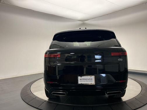 2023 Land Rover Range Rover Sport SE