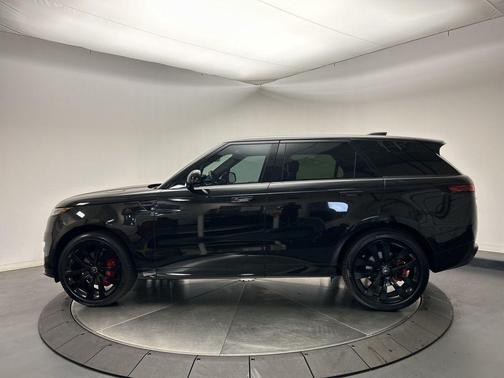 2023 Land Rover Range Rover Sport SE