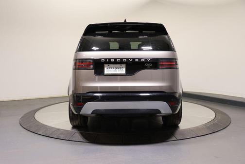 2023 Land Rover Discovery P360 Metropolitan Edition