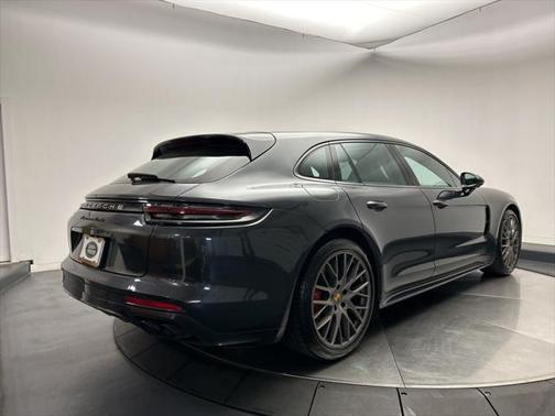 2018 Porsche Panamera Sport Turismo Turbo