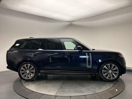 2023 Land Rover Range Rover Autobiography