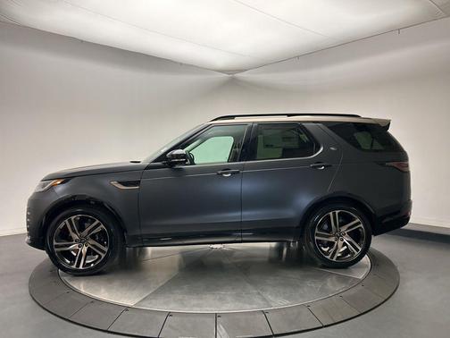 2026 Land Rover Discovery 