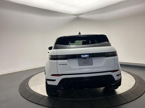 2026 Land Rover Range Rover Evoque Dynamic SE