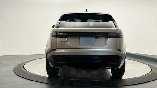 2026 Land Rover Range Rover Velar P400 Dynamic SE