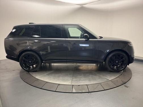 2025 Land Rover Range Rover P530 Autobiography