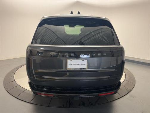2025 Land Rover Range Rover P530 Autobiography