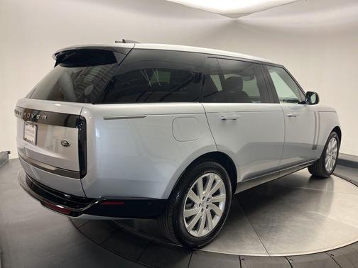 2023 Land Rover Range Rover P400 SE