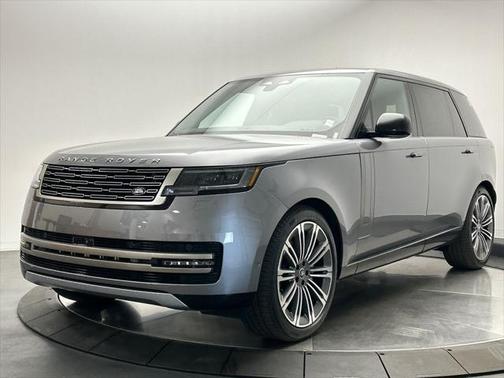 2025 Land Rover Range Rover P400 SE 7 Seat