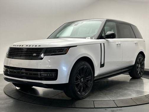 2025 Land Rover Range Rover P530 SE 7 Seat