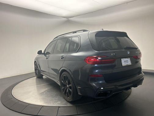 2021 BMW X7 M50i