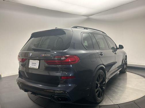 2021 BMW X7 M50i
