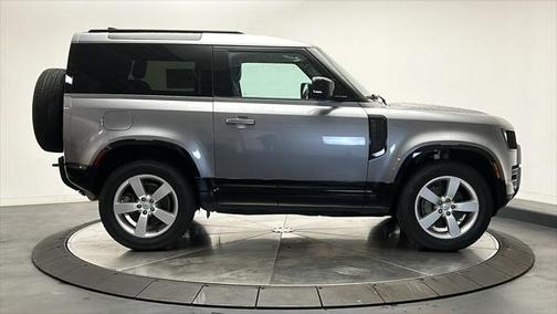2022 Land Rover Defender 90 X-Dynamic S