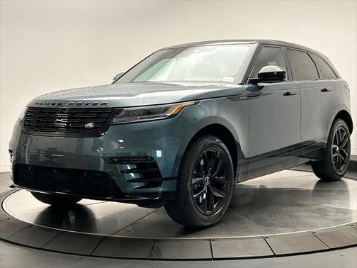 2026 Land Rover Range Rover Velar P250 SE R-Dynamic