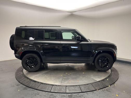 2026 Land Rover Defender S
