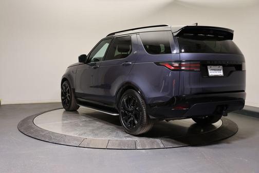 2025 Land Rover Discovery P360 Dynamic SE