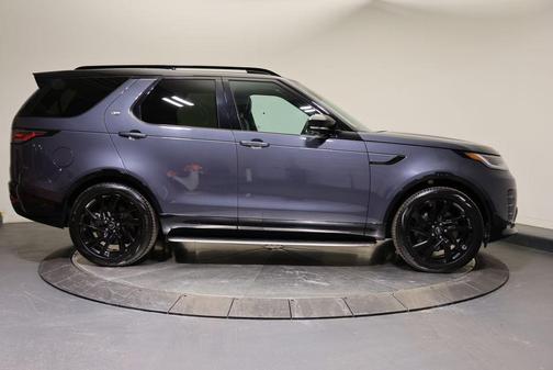 2025 Land Rover Discovery P360 Dynamic SE