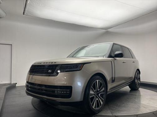 2025 Land Rover Range Rover P530 SE